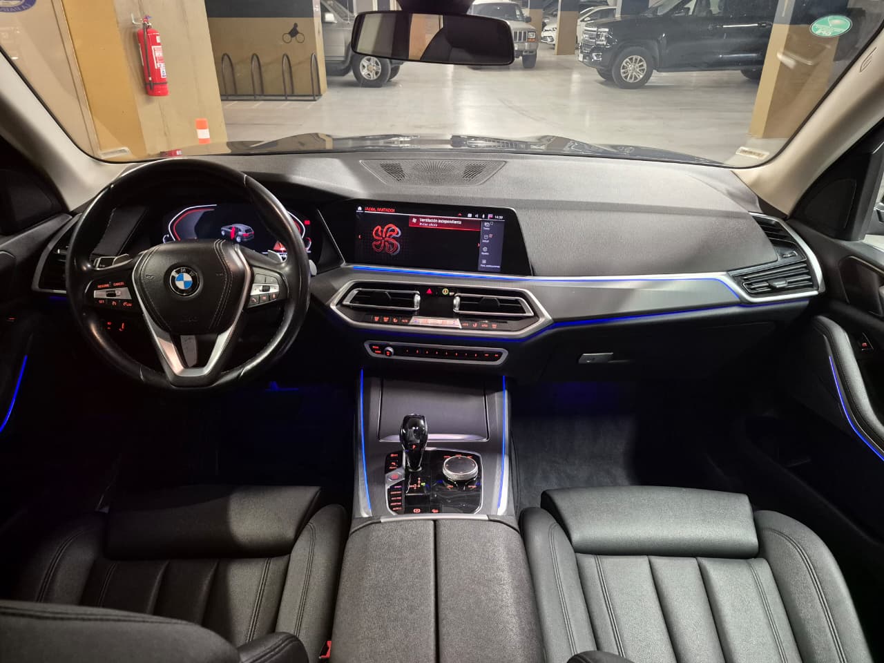 Vehicle media 7