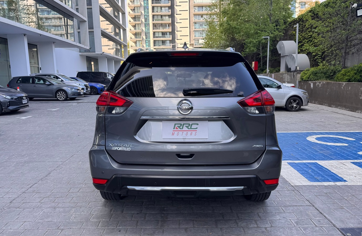 Vehicle media 6