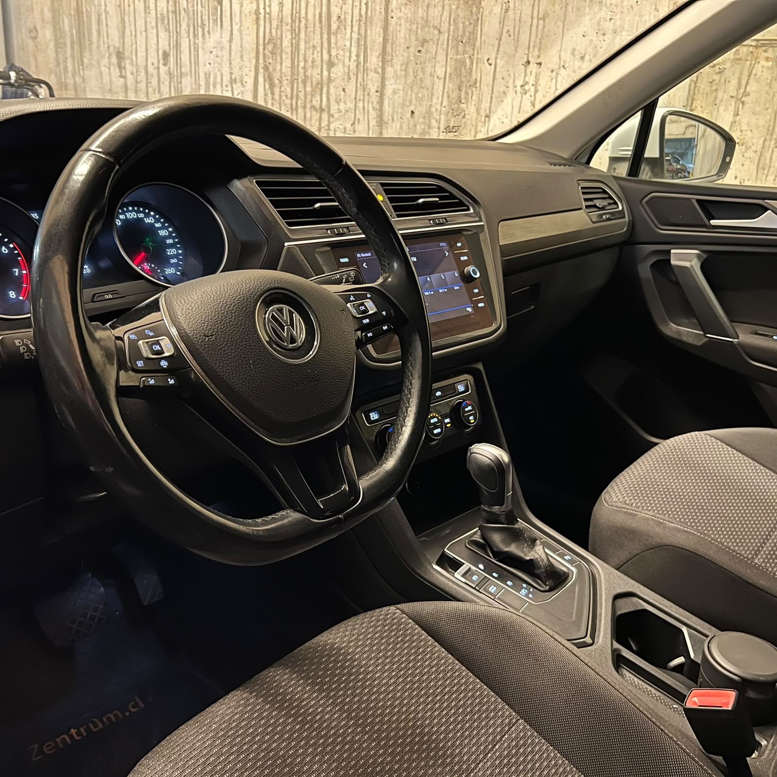 Vehicle media 8