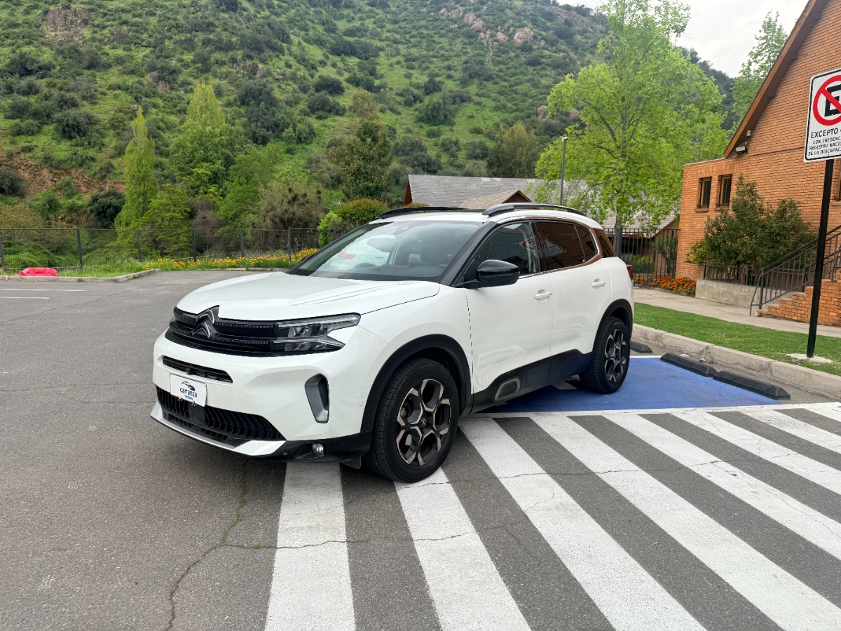 Vehicle media 3
