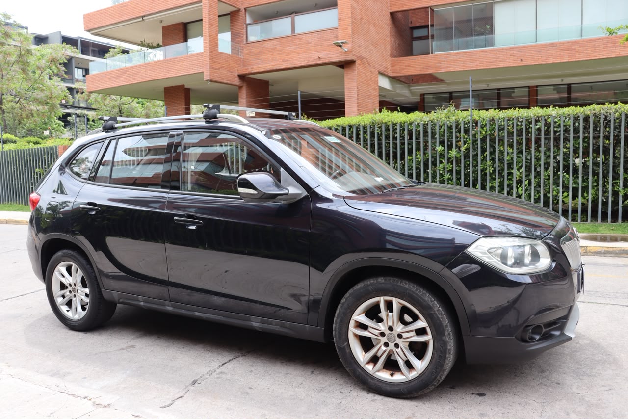 Vehicle media 10