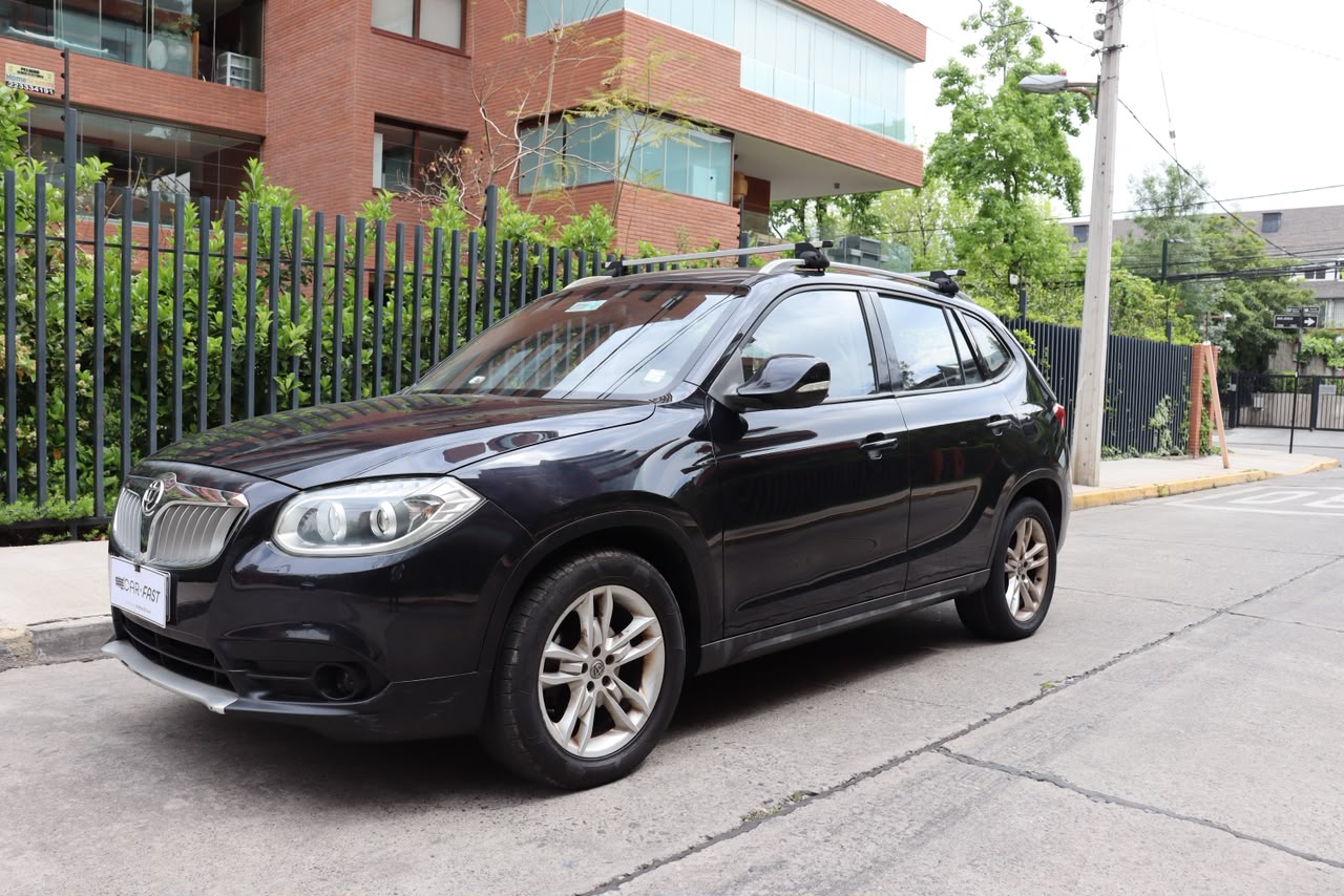 Vehicle media 3