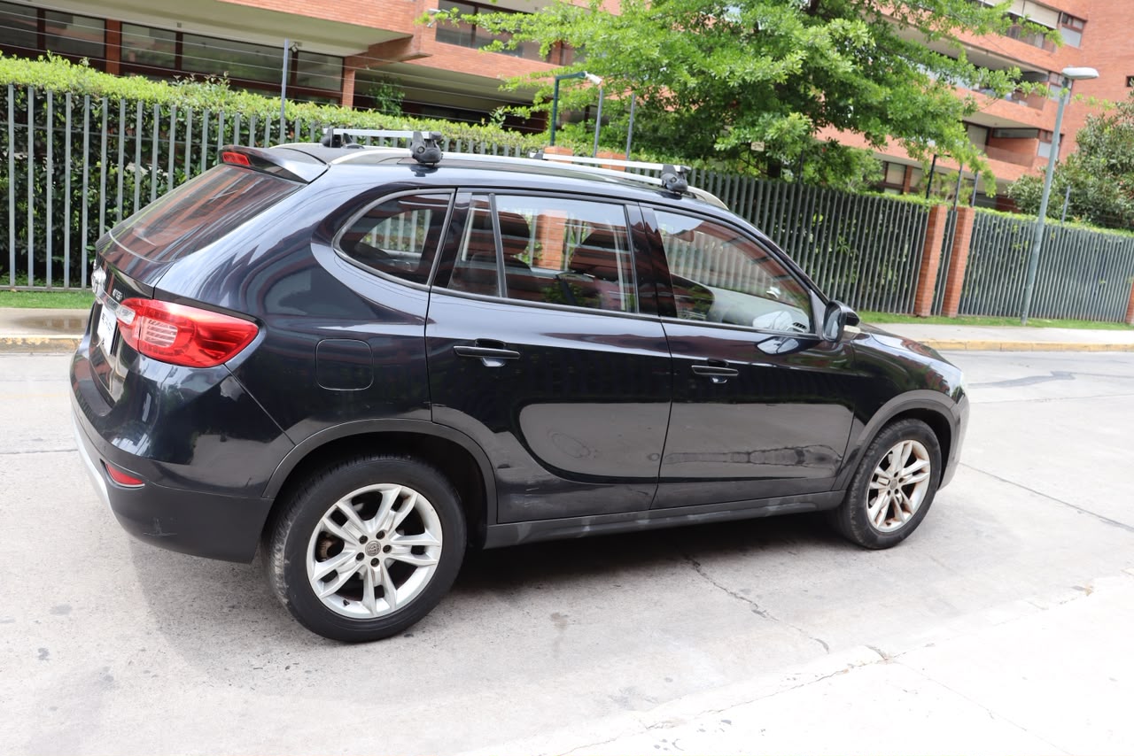 Vehicle media 9