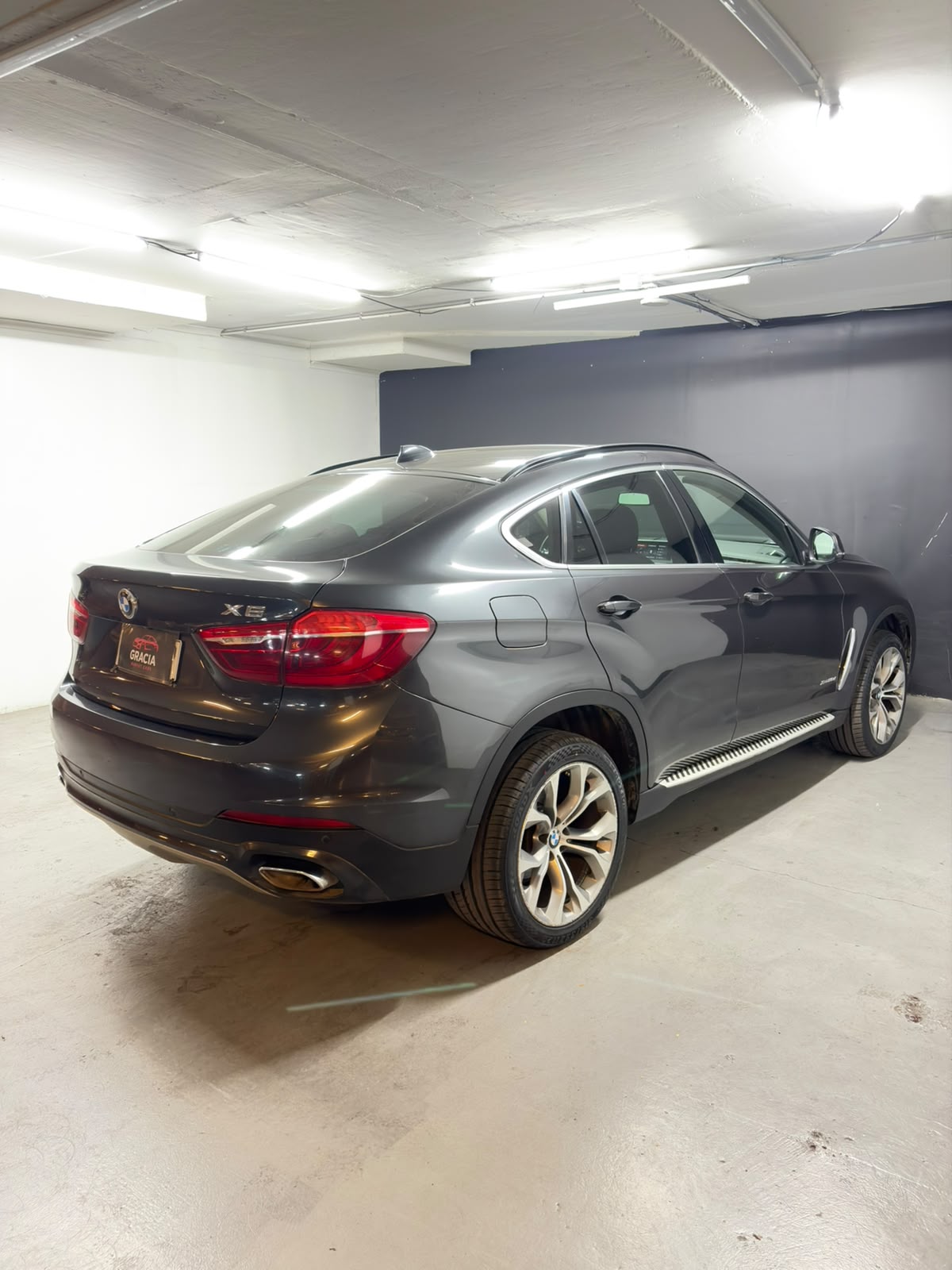 Vehicle media 4