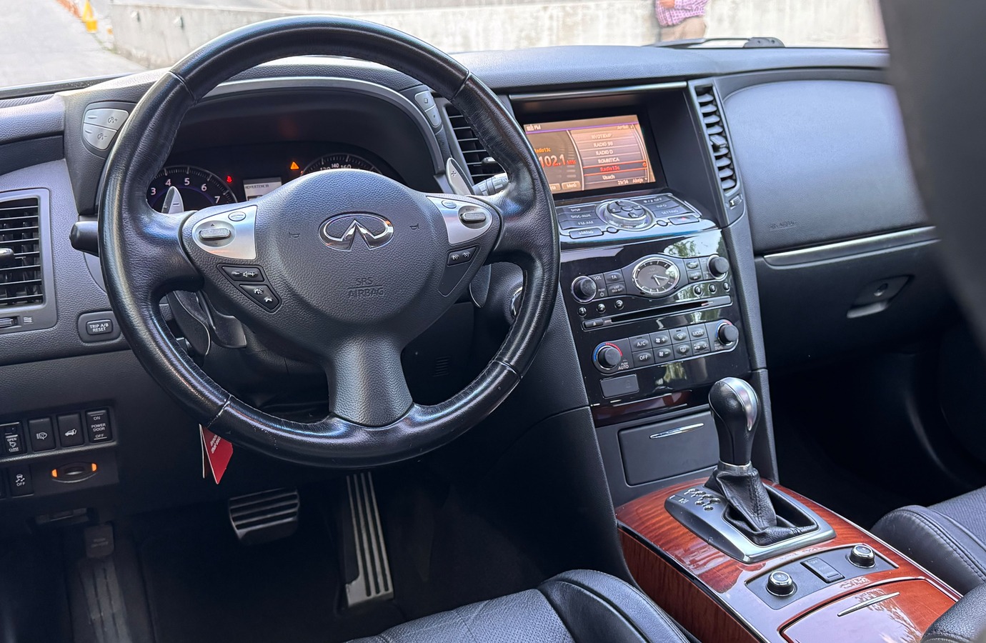 Vehicle media 16
