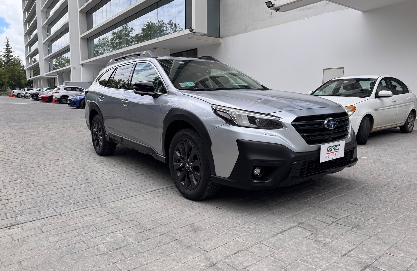 Vehicle media 7
