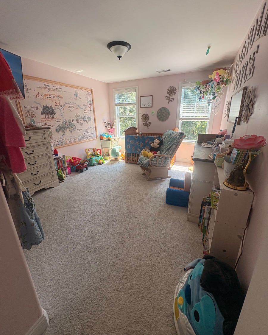 A photograph from a job by The Broome Closet, Wilmington, NC.