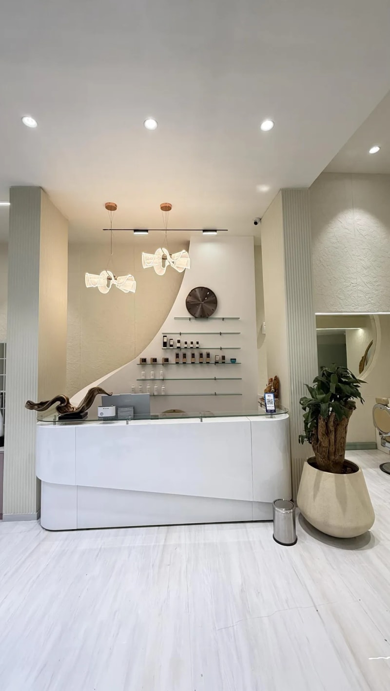 Healthy Hair with Olaplex