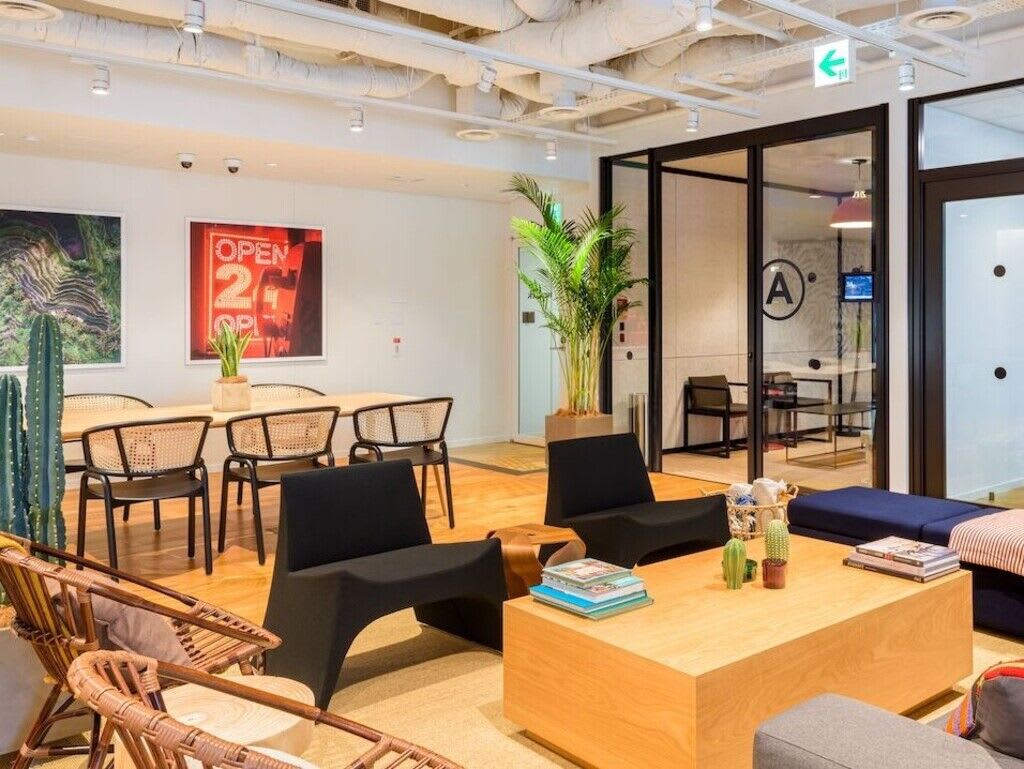 WeWork 神保町内観