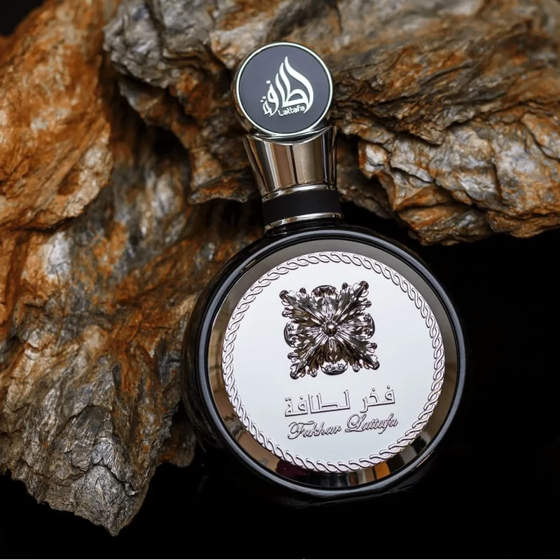 Lattafa Fakhar Black Perfume For Men EDP – 100ML 3