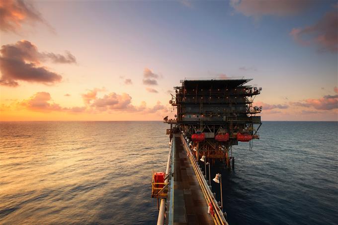 oil traders