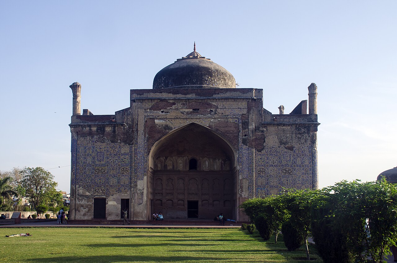 Chini ka Rauza