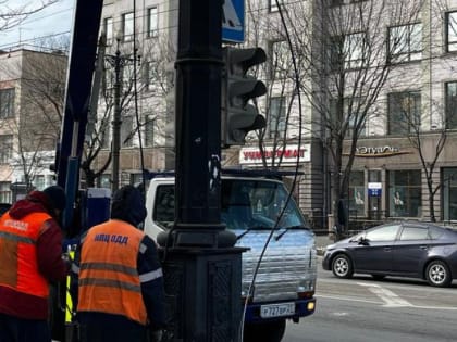 Ремонт светофоров в центре Хабаровска может занять ещё сутки