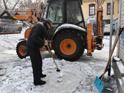 Уборку снега держит на контроле мэрия Хабаровска