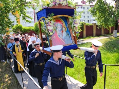 Митрополит Артемий благословил участников четырехдневного Крестного хода вокруг Хабаровска