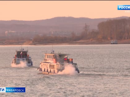 Смотрите в 21:15. В Хабаровске завершается пригородная речная навигация