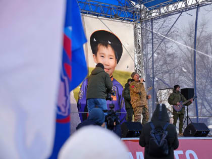 В День народного единства хабаровские единороссы приняли участие в фольклорно-этнографическом фестивале