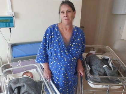 Мама семерых детей из Хабаровска родила двойню