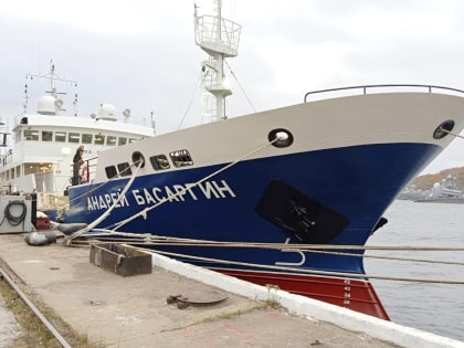 Краболов «Андрей Басаргин» успешно завершил строительство в Хабаровске