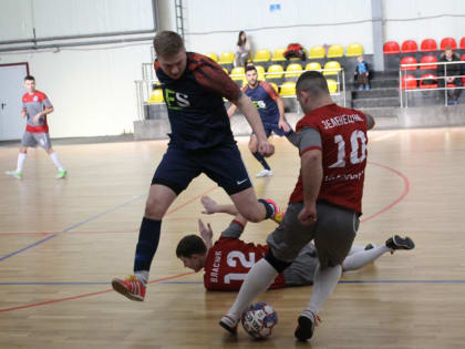 Фотообзор матчей Первенства города по мини-футболу среди команд 2 лиги