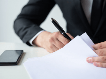 Путин назначил экс-пресс-секретаря полпредов ДФО Аношина помощником секретаря Совбеза