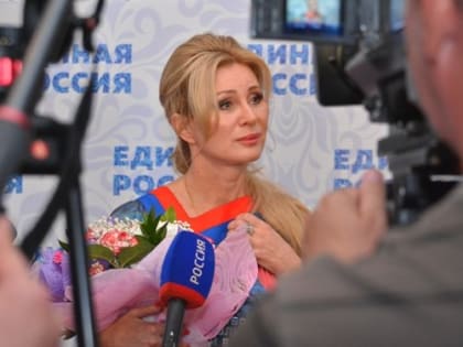 Вика Цыганова будет баллотироваться в Госдуму от хабаровских единороссов