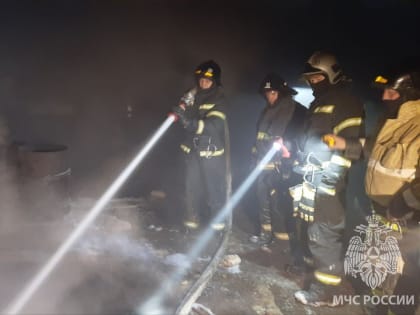 Возгорание произошло в Хабаровске на территории Амуркабеля