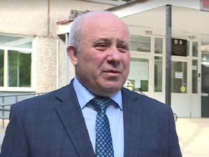 Мэр Хабаровска пожелал выпускникам удачи на ЕГЭ и пригласил их на общегородской выпускной