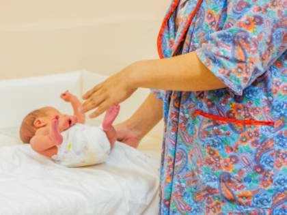 Выплата 10 000 рублей семьям с детьми в сентябре 2024 года