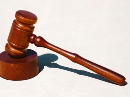 В Хабаровском крае к 6 годам осудили мошенника из Амурской области