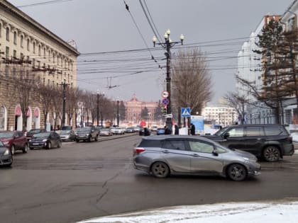 Хабаровск вышел в лидеры в России по показателю «Работа и доходы»