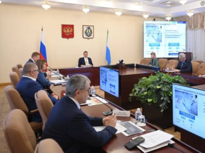 Михаил Дегтярёв: «Вводим в крае премию губернатора по сохранению жизни и охране материнства»