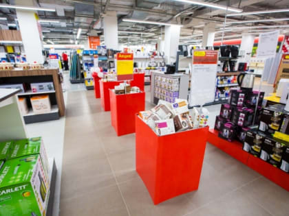 Хабаровчанка украла из магазина техники планшет, который по дешевке продала прохожему