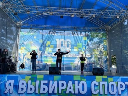 Двое вышли сами: хабаровские пожарные тушили дом на Краснореченской