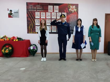 В Мариинской школе Ульчского района открыли доску героя