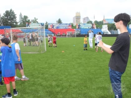 В турнире, посвященном памяти Героя России Концова Максима и кавалера ордена мужества Зуйкова Сергея, приняли участие студенты ДВГАФК