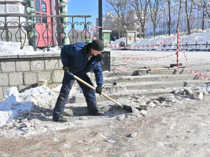 Администрация Хабаровска контролирует уборку территорий у торговых точек