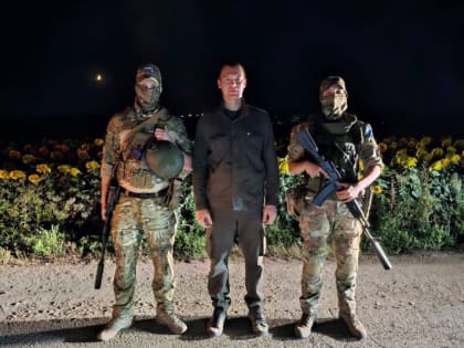 Партию спецтехники лично передал бойцам "Генерала Корфа" губернатор Хабаровского края