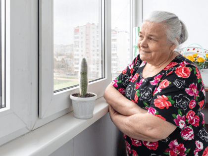 70 предприятий Хабаровска оказывают услуги пенсионерам по сниженным ценам