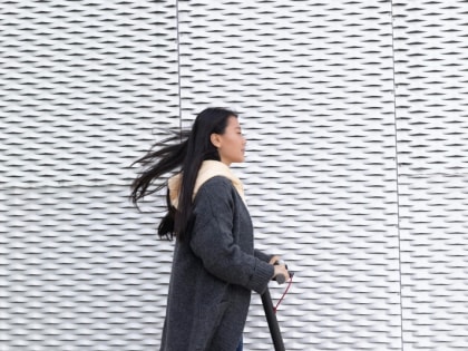 Будущих водителей спросят про электросамокаты: что нужно знать, чтобы сдать на права