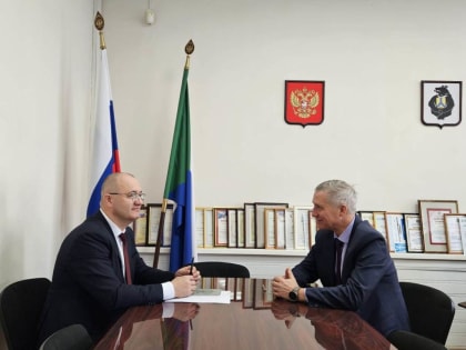 Взаимодействие налоговой службы с предпринимателями обсудили руководитель краевого налогового управления и бизнес-омбудсмен