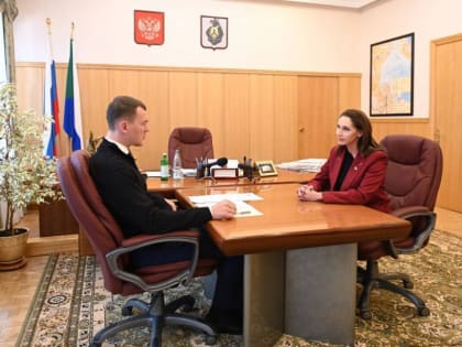 Михаил Дегтярев встретился с депутатом Госдумы Розой Чемерис