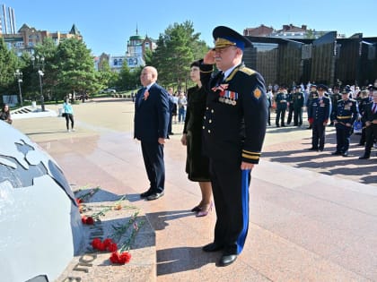 Память защитников Родины почтили в Хабаровске