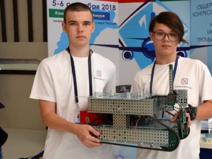 Хабаровских школьников научат вязать морские узлы и управлять локомотивом