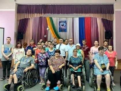 Депутаты оказывают помощь дому-интернату для престарелых и инвалидов - Законодательная Дума Хабаровского края