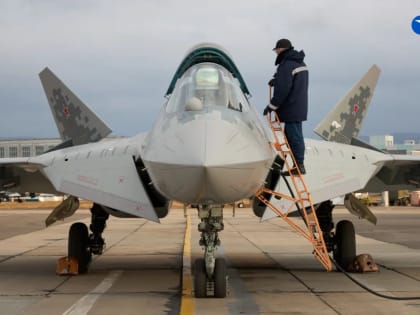 Передача новых истребителей Су-57 и Су-35С ВКС России