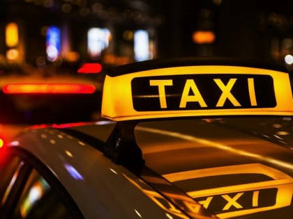 Хабаровского таксиста подозревают в грабеже