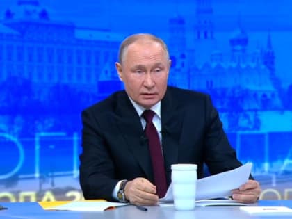 Подъёмные для медиков в РФ можно повысить - Владимир Путин