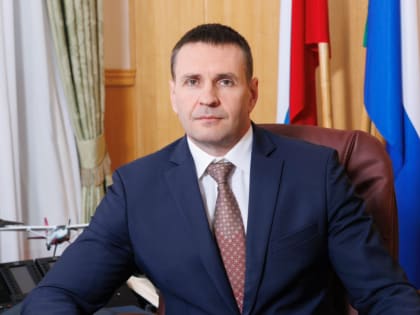 Дмитрий Демешин поздравил медиков Хабаровского края с профессиональным праздником