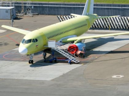 Самолёт SSJ-NEW представлен в Москве на 10-й национальной выставке NAIS